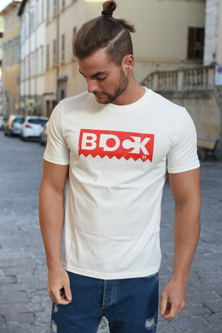 T-SHIRT BLOCK